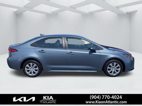 Used 2024 Toyota Corolla LE FWD image 37