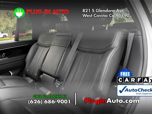 Used 2024 Land Rover Range Rover Long Wheelbase SE AWD/4WD image 14