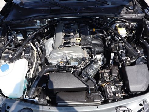 Used 2020 MAZDA MX-5 Miata RF Club RWD image 45