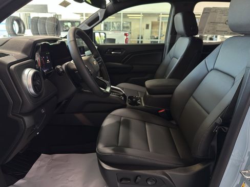New 2026 Chevrolet Colorado LT w/ LT Convenience Package RWD image 6