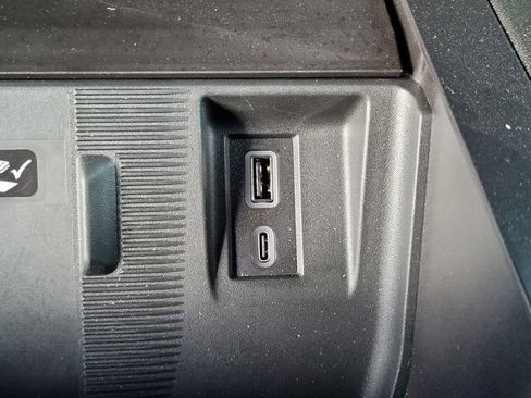 Used 2024 GMC Hummer EV 2X image 14