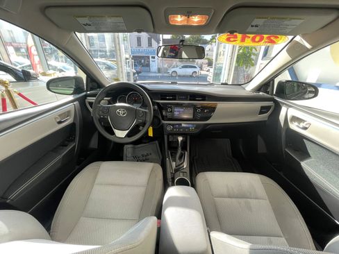 Used 2015 Toyota Corolla LE FWD image 20
