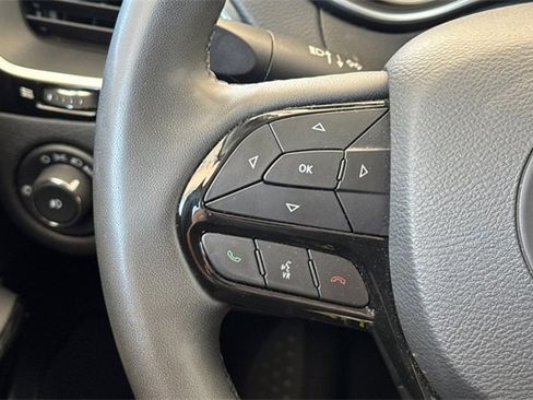 Used 2023 Jeep Cherokee Altitude Lux image 36