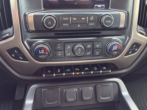 Used 2018 GMC Sierra 1500 Denali w/ Denali Ultimate Package AWD/4WD image 13