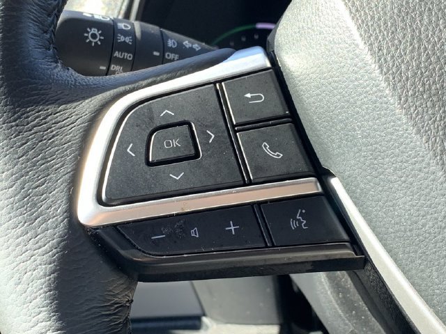 Certified 2024 Toyota Sienna XLE FWD image 24