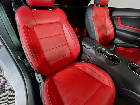 Used 2021 Ford Mustang GT Premium w/ GT Performance Package image 27