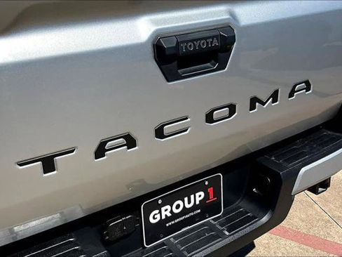 Certified 2026 Toyota Tacoma SR5 RWD image 31