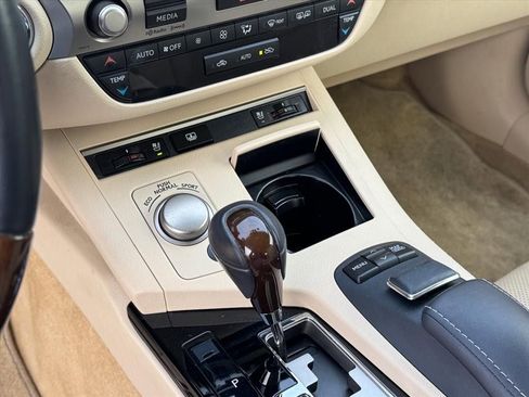 Used 2013 Lexus ES 350 w/ Luxury Pkg image 22