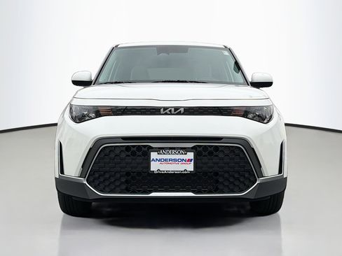 Used 2025 Kia Soul LX FWD image 15