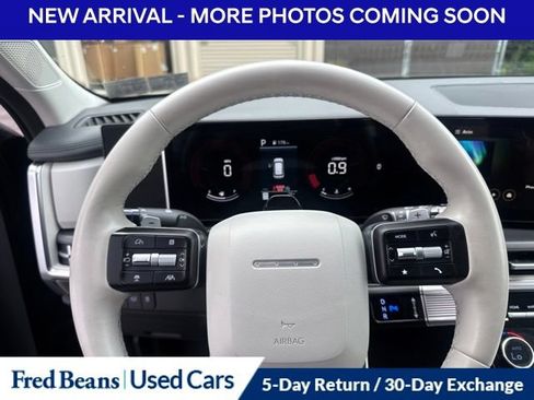 Used 2025 Hyundai Santa Fe SEL AWD/4WD image 6