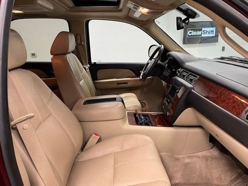 Used 2008 Chevrolet Tahoe LTZ w/ LTZ Preferred Equipment Group AWD/4WD image 57