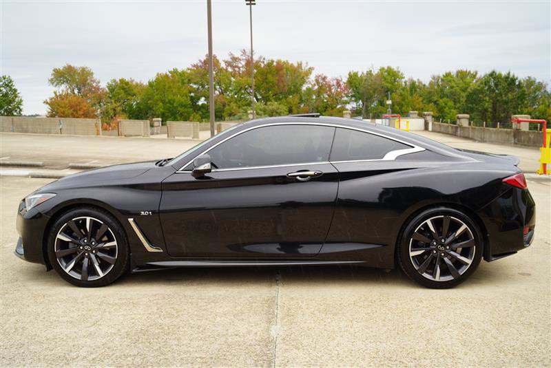 Used 2020 INFINITI Q60 3.0t Luxe w/ Essential Package AWD/4WD image 3