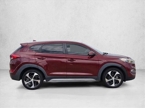 Used 2018 Hyundai Tucson Sport FWD image 4