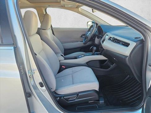 Used 2016 Honda HR-V EX image 22