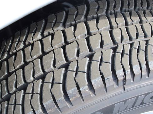 Used 2025 Ford F250 XLT image 28