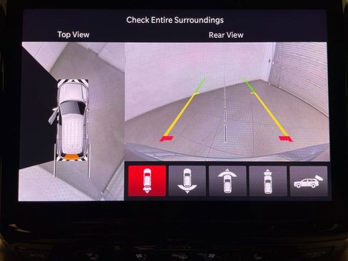 New 2025 Jeep Grand Cherokee Limited w/ Luxury Tech Group II image 12