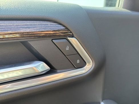 New 2026 GMC Sierra 1500 Elevation w/ Elevation Premium Package AWD/4WD image 15