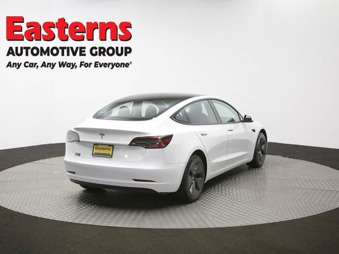Used 2023 Tesla Model 3 Standard Range image 38
