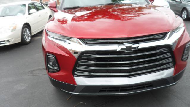 Used 2022 Chevrolet Blazer Premier w/ Enhanced Convenience Package AWD/4WD image 2