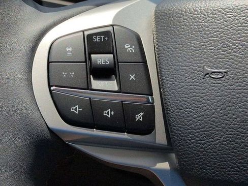 New 2026 Ford Explorer Active RWD image 28