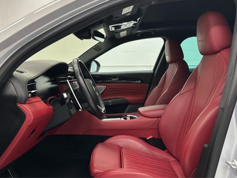 Used 2023 Maserati Grecale Modena AWD/4WD image 10