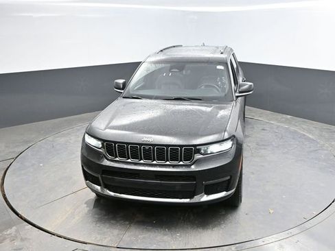 Used 2024 Jeep Grand Cherokee L Limited w/ Luxury Tech Group II image 43