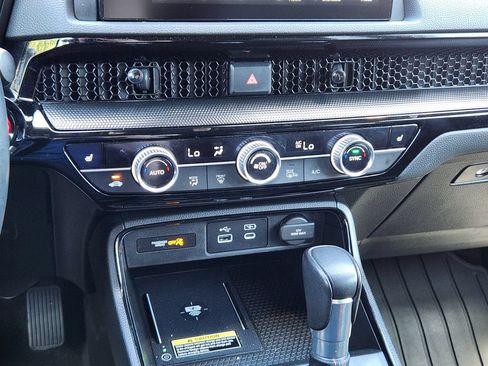 Used 2025 Honda CR-V Sport Touring image 21