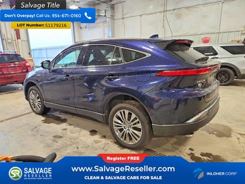 Used 2021 Toyota Venza XLE w/ Softex Package AWD/4WD image 3