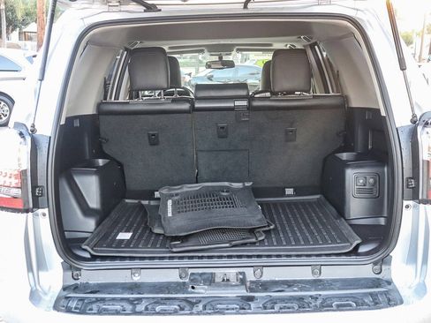 Certified 2019 Toyota 4Runner SR5 Premium image 13