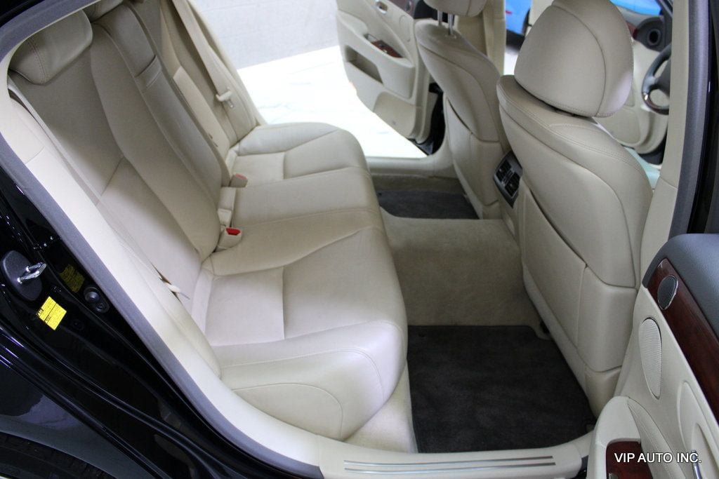 Used 2011 Lexus LS 460 L w/ Luxury Value Edition RWD image 25