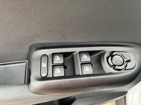 Used 2024 Alfa Romeo Tonale Veloce w/ Premium Interior Package image 14