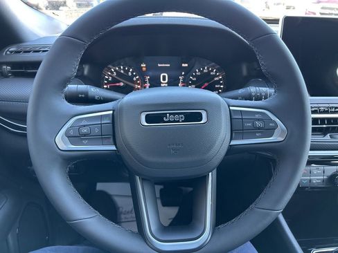 New 2026 Jeep Compass Latitude AWD/4WD image 12