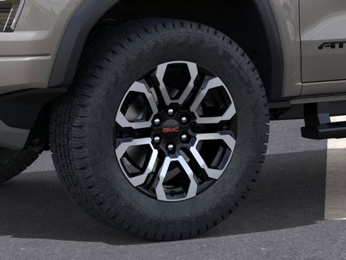 New 2026 GMC Canyon AT4 w/ Technology Plus Package image 9