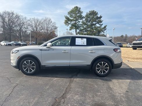 Used 2021 Lincoln Nautilus Reserve w/ Cargo Utility Package image 16