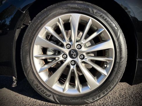 Used 2019 INFINITI Q50 Luxe w/ Cargo Package (L96) RWD image 17