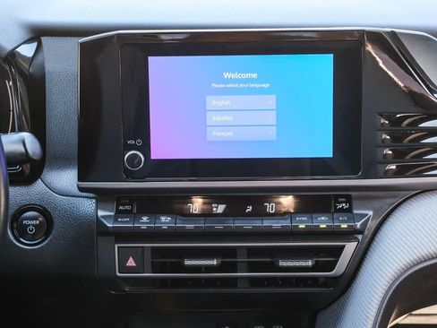 Certified 2025 Toyota Camry SE AWD/4WD image 14