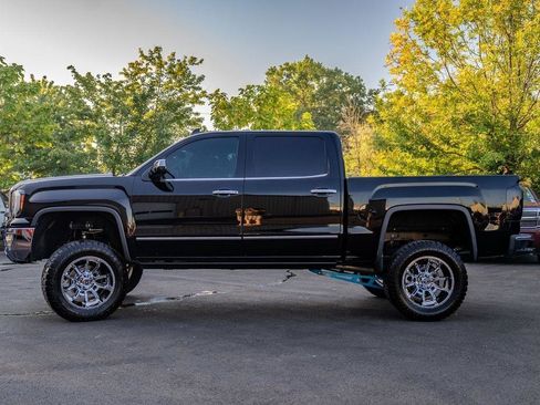 Used 2018 GMC Sierra 1500 SLT AWD/4WD image 4
