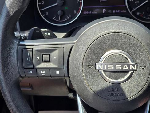 Used 2024 Nissan Rogue SV AWD/4WD image 15