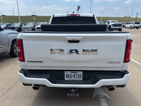 Used 2025 RAM 1500 Laramie w/ Laramie Southwest Edition AWD/4WD image 7