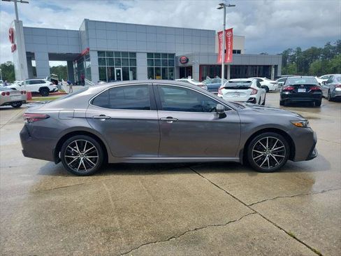 Certified 2024 Toyota Camry SE FWD image 8