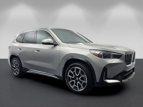 Used 2026 BMW X1 xDrive28i AWD/4WD image 1