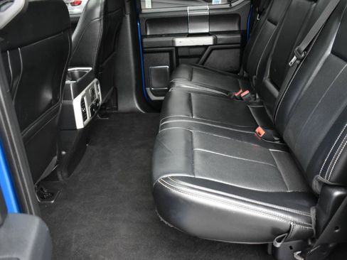 Used 2019 Ford F150 Lariat w/ Equipment Group 502A Luxury AWD/4WD image 26