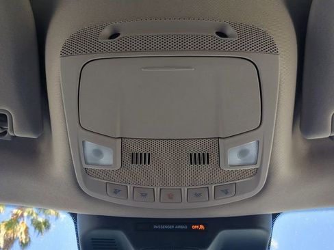 Used 2024 Ford Expedition Max XLT image 25