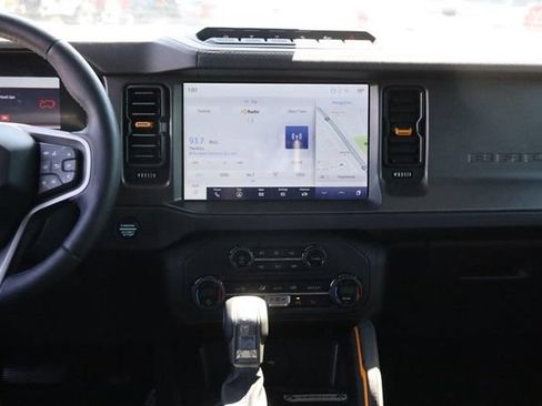 Certified 2024 Ford Bronco Badlands AWD/4WD image 26