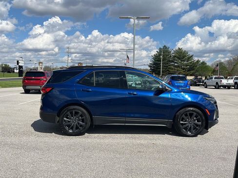 Used 2022 Chevrolet Equinox RS w/ RS Leather Package image 7