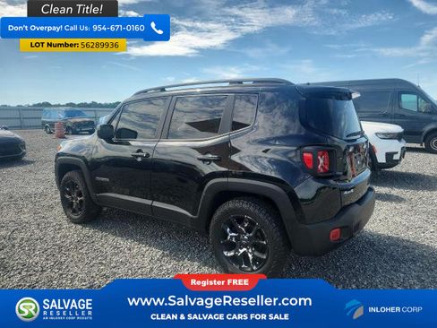 Used 2017 Jeep Renegade Latitude w/ Popular Equipment Group AWD/4WD image 3