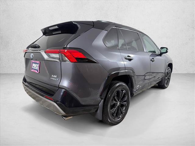 Used 2024 Toyota RAV4 XSE AWD/4WD image 4