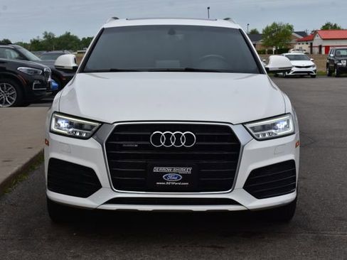 Used 2018 Audi Q3 2.0T Premium Plus w/ Premium Plus Package AWD/4WD image 8
