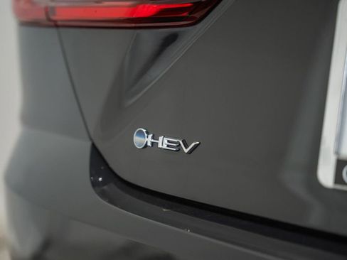 New 2026 Toyota Camry SE FWD image 8