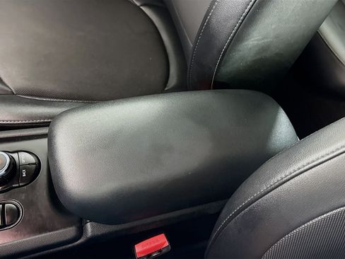 Used 2017 MINI Cooper Clubman ALL4 image 18